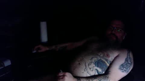 Snapshot of wakeupthedead77 chatting on 10/24/25, 05:04 Mr. Dead online show from 10/24/25, 05:04