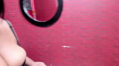 waleska   online show from 11/29/25, 12:41