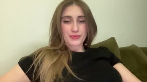 walkiria19 online show from 03/23/26, 06:12