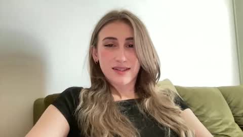 walkiria19 online show from 06/06/26, 11:26