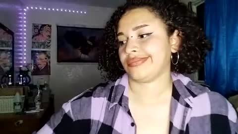 Juli online show from 06/23/26, 03:43