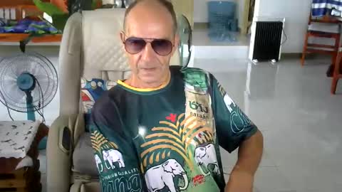 walleja online show from 02/08/26, 04:05