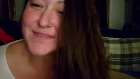 Snapshot of walnut4u chatting on 01/06/25, 08:57 Walnut4u online show from 01/06/25, 08:57