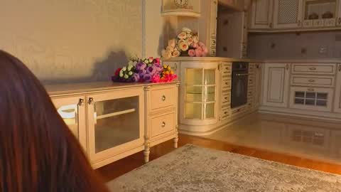 Snapshot of wandabraund chatting on 09/23/25, 03:09 hello guys im Lilian online show from 09/23/25, 03:09