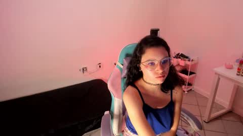 Snapshot of wandadoll chatting on 02/10/25, 11:45 Wanda online show from 02/10/25, 11:45