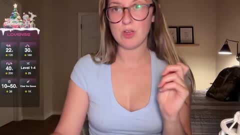 Snapshot of wanderlustjade chatting on 12/16/24, 11:18 Jade Adonis online show from 12/16/24, 11:18