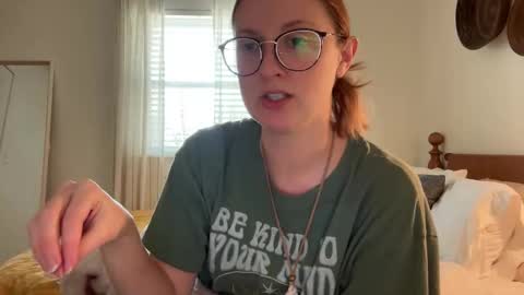 Snapshot of wanderlustjade chatting on 02/11/26, 06:35 Jade Adonis online show from 02/11/26, 06:35