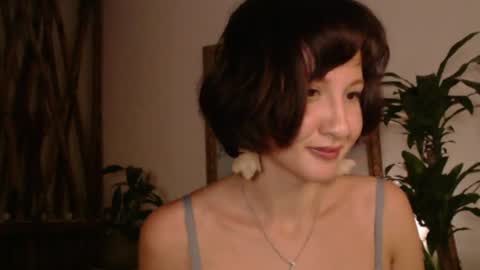 Snapshot of wanderwhitch chatting on 06/13/26, 03:15 Miya online show from 06/13/26, 03:15
