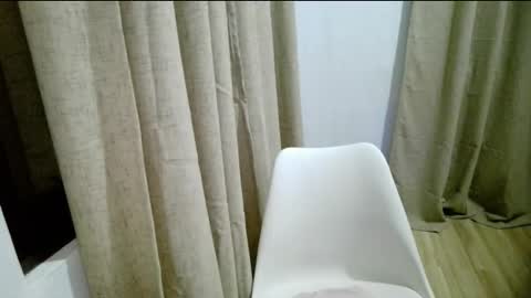 Snapshot of wangi_wangi chatting on 11/29/25, 01:03 wangi_wangi online show from 11/29/25, 01:03