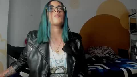 Snapshot of waningrosee chatting on 12/11/24, 10:16 Waningrose Lu online show from 12/11/24, 10:16