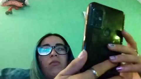 Snapshot of waningrosee chatting on 01/03/25, 01:38 Waningrose Lu online show from 01/03/25, 01:38