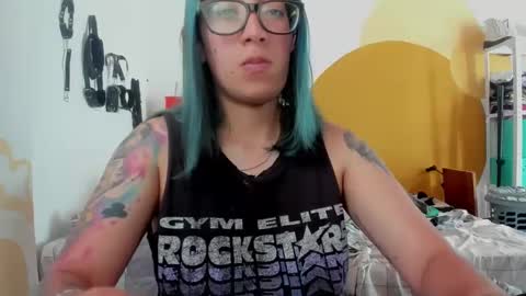 Snapshot of waningrosee chatting on 01/03/25, 03:44 Waningrose Lu online show from 01/03/25, 03:44