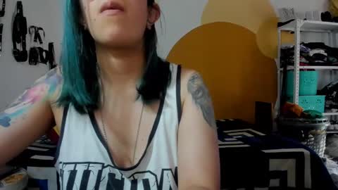 Snapshot of waningrosee chatting on 01/06/25, 03:19 Waningrose Lu online show from 01/06/25, 03:19