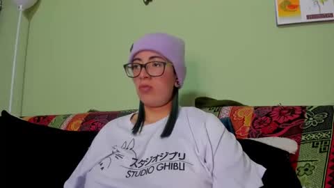 Snapshot of waningrosee chatting on 02/12/25, 04:22 Waningrose Lu online show from 02/12/25, 04:22