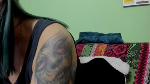 Snapshot of waningrosee chatting on 02/14/25, 03:26 Waningrose Lu online show from 02/14/25, 03:26