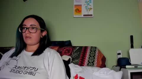 Snapshot of waningrosee chatting on 02/14/25, 09:10 Waningrose Lu online show from 02/14/25, 09:10