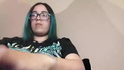 Snapshot of waningrosee chatting on 03/06/25, 11:20 Waningrose Lu online show from 03/06/25, 11:20