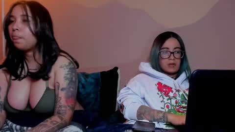 Snapshot of waningrosee chatting on 03/07/25, 03:29 Waningrose Lu online show from 03/07/25, 03:29