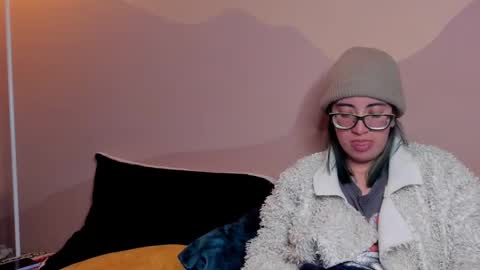 Snapshot of waningrosee chatting on 03/08/25, 02:55 Waningrose Lu online show from 03/08/25, 02:55