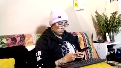 Snapshot of waningrosee chatting on 09/27/25, 10:26 Waningrose Lu online show from 09/27/25, 10:26