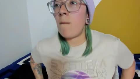 Waningrose  Lu online show from 11/23/25, 11:48