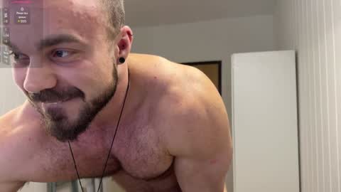 Snapshot of wannaseeyourface chatting on 01/11/25, 01:01 new online show from 01/11/25, 01:01