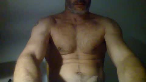 Snapshot of want_to_be_recognized chatting on 12/17/25, 07:14 want_to_be_recognized online show from 12/17/25, 07:14