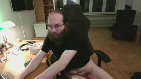 wantsahug online show from 02/16/26, 07:10