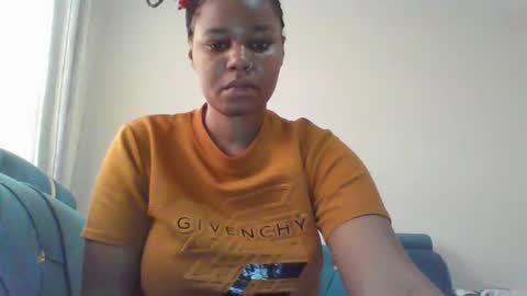 wapgirl22 online show from 04/06/26, 04:21