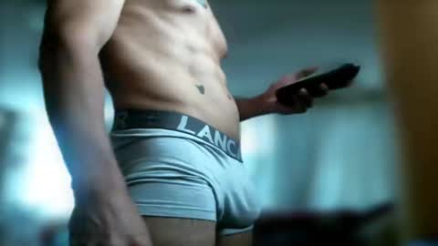 Snapshot of warlockkkkk chatting on 09/19/25, 08:31 Gerard online show from 09/19/25, 08:31