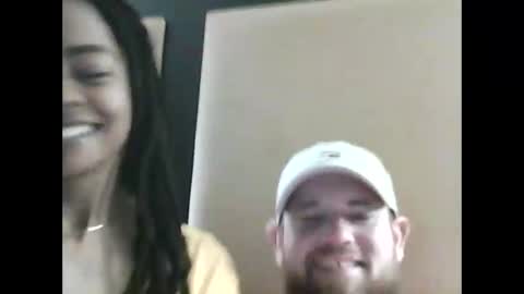 Snapshot of warmwetcaramel chatting on 11/13/25, 04:11 warmwetcaramel online show from 11/13/25, 04:11