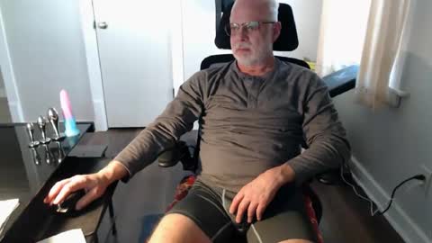 Snapshot of wasted_daze_ chatting on 12/13/25, 07:53 wasted_daze_ online show from 12/13/25, 07:53