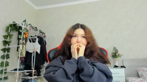 Snapshot of wastforu chatting on 02/11/25, 10:59 wastforu online show from 02/11/25, 10:59