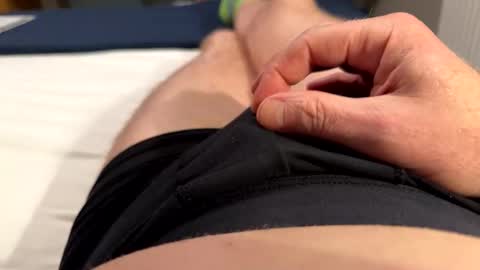 Snapshot of watchingmewatchingyou60 chatting on 02/26/26, 07:46 watchingmewatchingyou60 online show from 02/26/26, 07:46