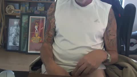 Snapshot of waterfire420 chatting on 12/17/24, 09:27 waterfire420 online show from 12/17/24, 09:27