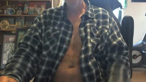 Snapshot of waterfire420 chatting on 01/02/25, 04:02 waterfire420 online show from 01/02/25, 04:02