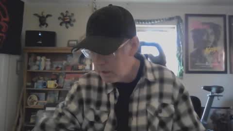 Snapshot of waterfire420 chatting on 01/17/25, 11:29 waterfire420 online show from 01/17/25, 11:29