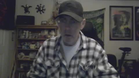 Snapshot of waterfire420 chatting on 02/02/25, 03:21 waterfire420 online show from 02/02/25, 03:21