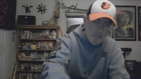 Snapshot of waterfire420 chatting on 02/05/25, 01:04 waterfire420 online show from 02/05/25, 01:04