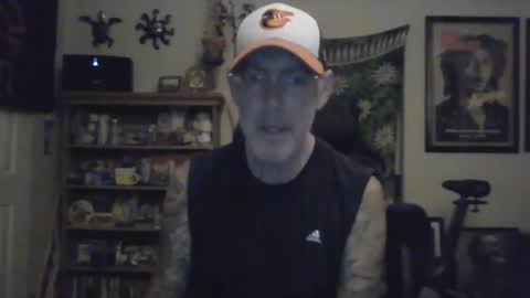 Snapshot of waterfire420 chatting on 02/14/25, 04:15 waterfire420 online show from 02/14/25, 04:15