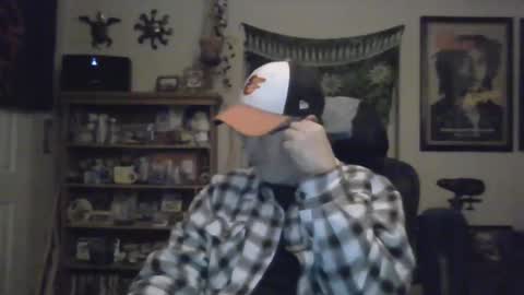 Snapshot of waterfire420 chatting on 02/14/25, 07:28 waterfire420 online show from 02/14/25, 07:28