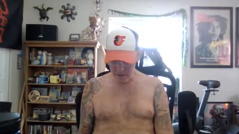 Snapshot of waterfire420 chatting on 02/15/25, 11:14 waterfire420 online show from 02/15/25, 11:14