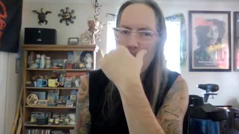 Snapshot of waterfire420 chatting on 02/18/25, 09:20 waterfire420 online show from 02/18/25, 09:20