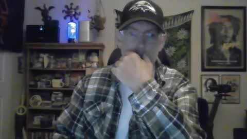 Snapshot of waterfire420 chatting on 09/16/25, 02:01 waterfire420 online show from 09/16/25, 02:01