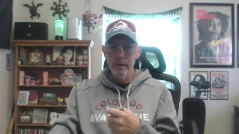 Snapshot of waterfire420 chatting on 11/25/25, 09:37 waterfire420 online show from 11/25/25, 09:37