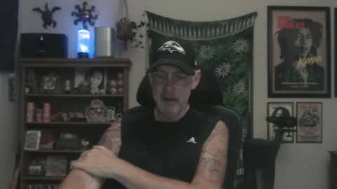 Snapshot of waterfire420 chatting on 11/27/25, 02:35 waterfire420 online show from 11/27/25, 02:35