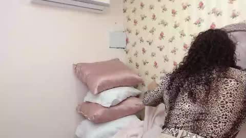 Milf Latina online show from 03/20/26, 01:05