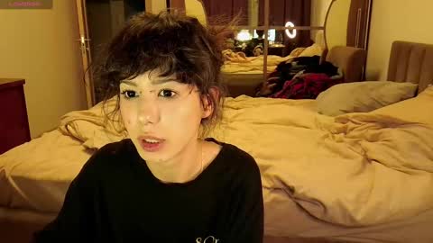 Mina online show from 12/06/24, 07:34