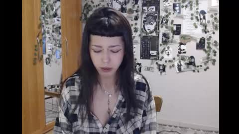 Mina online show from 10/25/25, 04:57