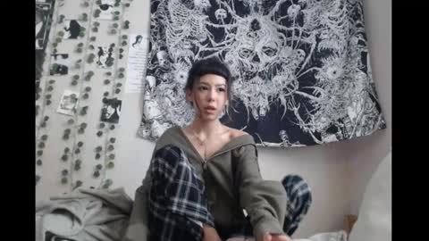 Mina online show from 03/17/26, 12:52